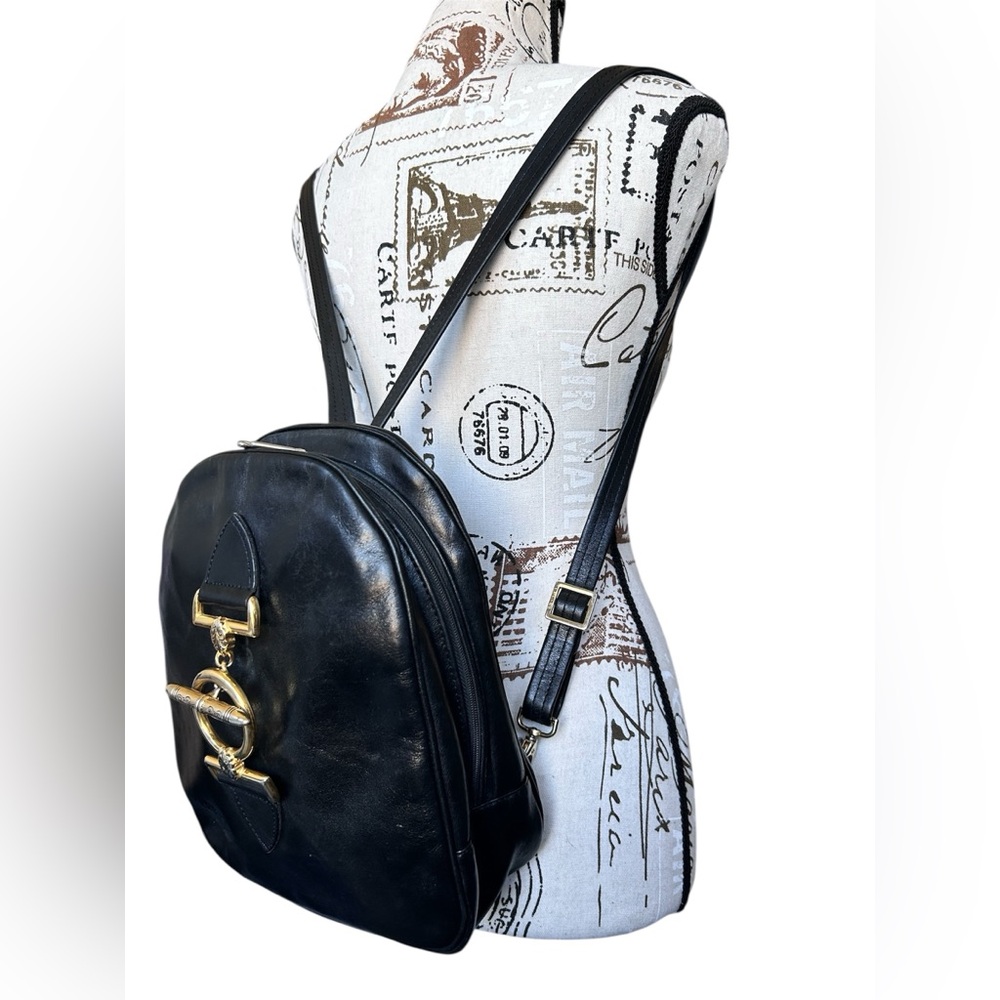 Texier Black Leather Mini Backpack with Sexy Gold Toggle - Picture 2 of 14